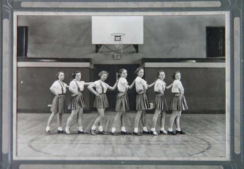 Random Rippling - 1934 BRHS girl's basketball team 