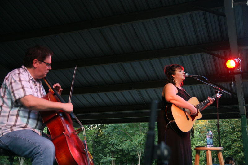 Random Rippling - A great night for music at Broad Ripple Park 