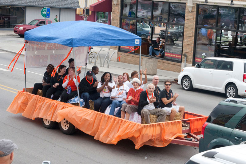 The alumni float