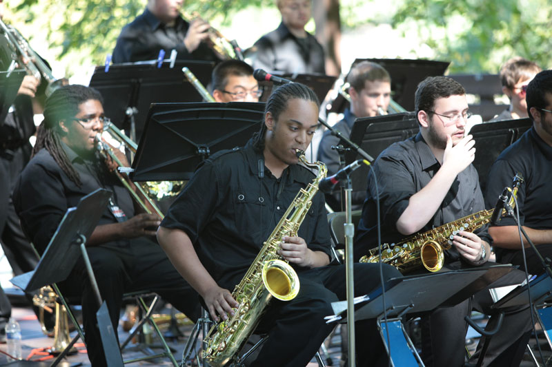 Perfect weather for 2011 Indy Jazz Fest - photos by Bob Schmidt 