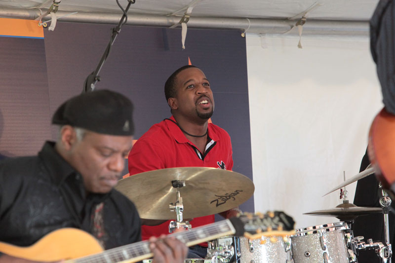 Perfect weather for 2011 Indy Jazz Fest - photos by Bob Schmidt 