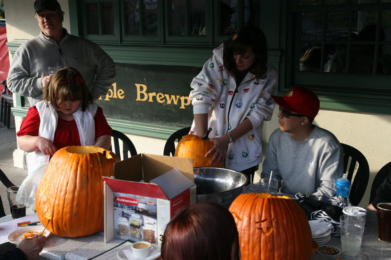 Random Rippling - Brewpub pumpkin carving