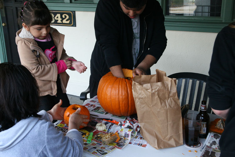 Random Rippling - Brewpub pumpkin carving