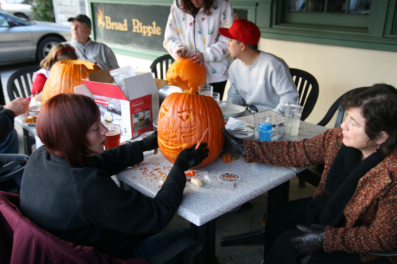 Random Rippling - Brewpub pumpkin carving