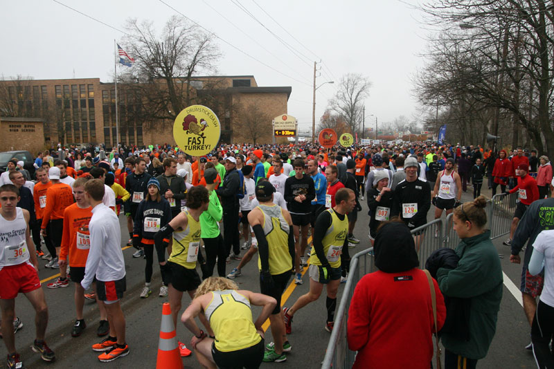 9th annual Drumstick Dash drew over 15000 participants on Thanksgiving morning