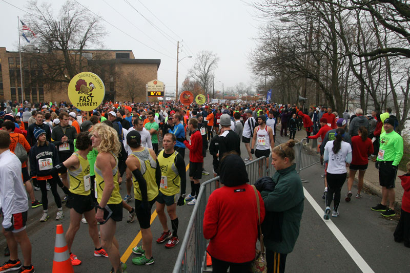 9th annual Drumstick Dash drew over 15000 participants on Thanksgiving morning