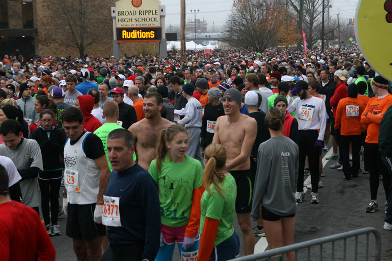 9th annual Drumstick Dash drew over 15000 participants on Thanksgiving morning