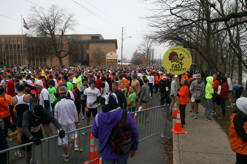 9th annual Drumstick Dash drew over 15000 participants on Thanksgiving morning