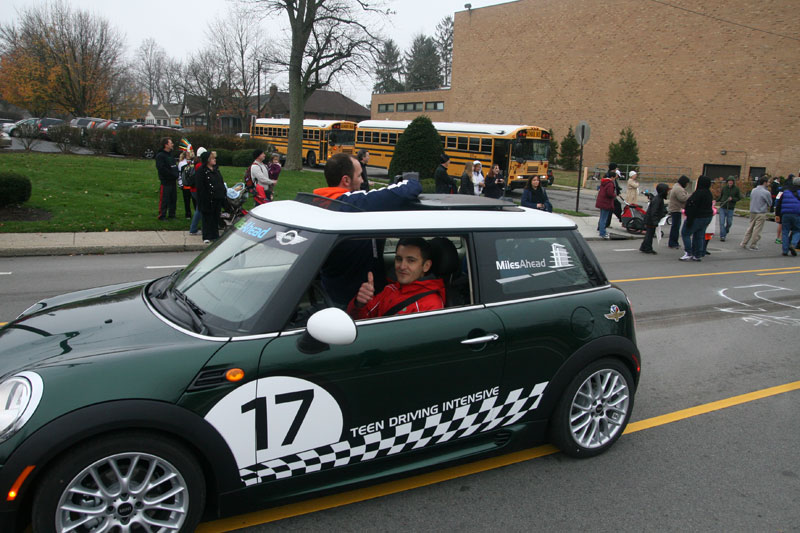 9th annual Drumstick Dash drew over 15000 participants on Thanksgiving morning