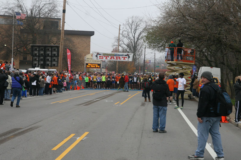 9th annual Drumstick Dash drew over 15000 participants on Thanksgiving morning