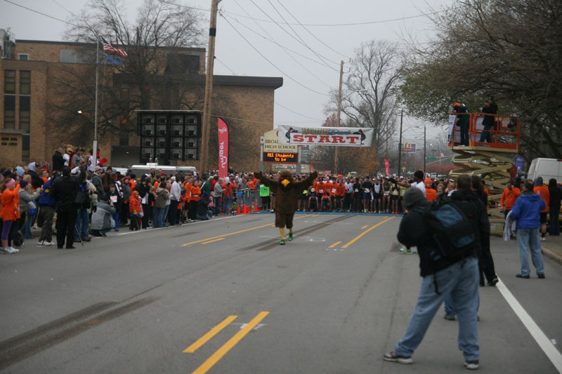 9th annual Drumstick Dash drew over 15000 participants on Thanksgiving morning