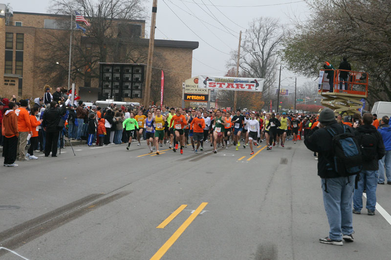 9th annual Drumstick Dash drew over 15000 participants on Thanksgiving morning