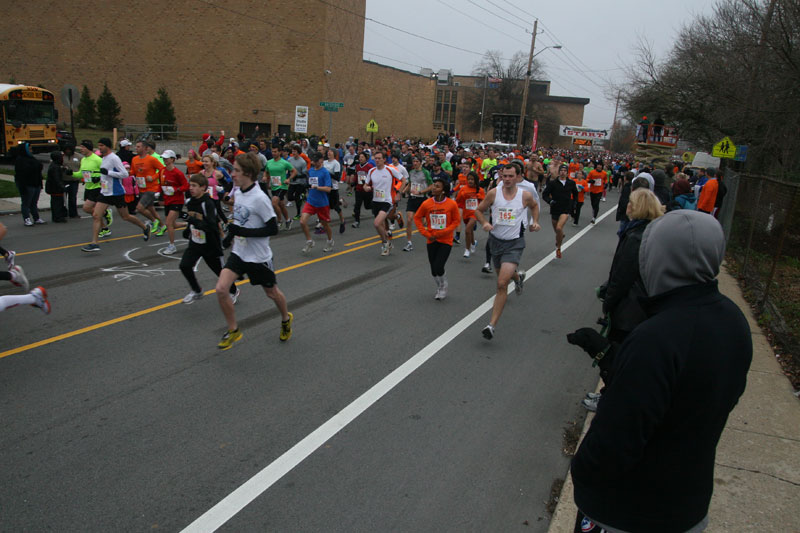 9th annual Drumstick Dash drew over 15000 participants on Thanksgiving morning