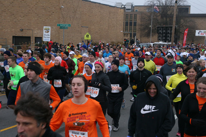 9th annual Drumstick Dash drew over 15000 participants on Thanksgiving morning