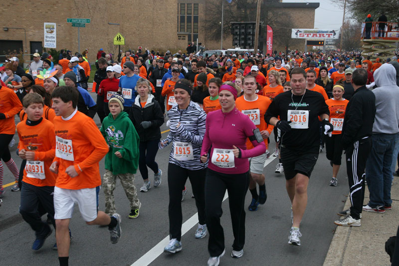 9th annual Drumstick Dash drew over 15000 participants on Thanksgiving morning