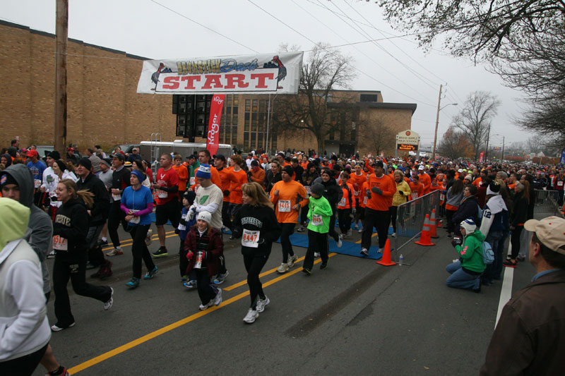 9th annual Drumstick Dash drew over 15000 participants on Thanksgiving morning