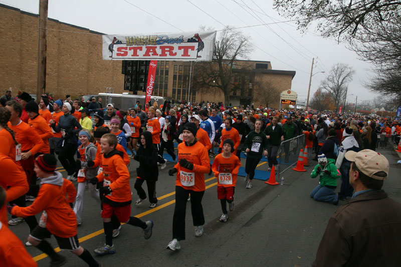 9th annual Drumstick Dash drew over 15000 participants on Thanksgiving morning