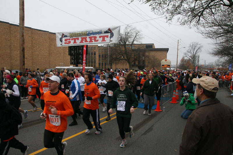 9th annual Drumstick Dash drew over 15000 participants on Thanksgiving morning