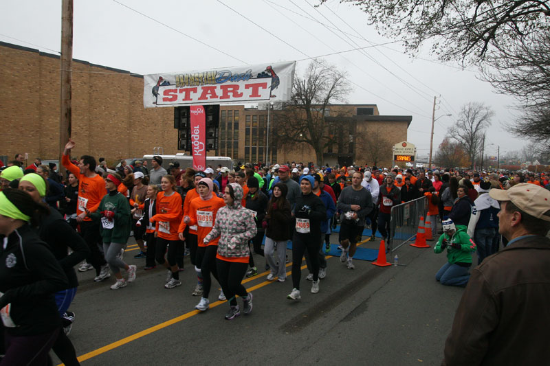 9th annual Drumstick Dash drew over 15000 participants on Thanksgiving morning