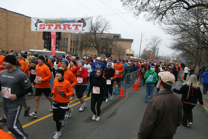 9th annual Drumstick Dash drew over 15000 participants on Thanksgiving morning