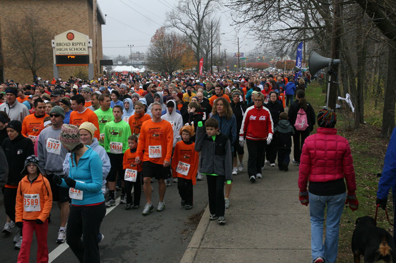 9th annual Drumstick Dash drew over 15000 participants on Thanksgiving morning