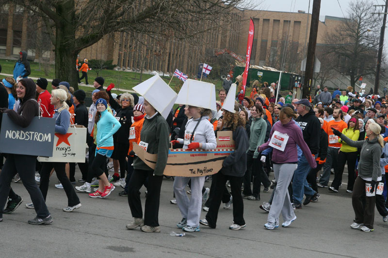 9th annual Drumstick Dash drew over 15000 participants on Thanksgiving morning