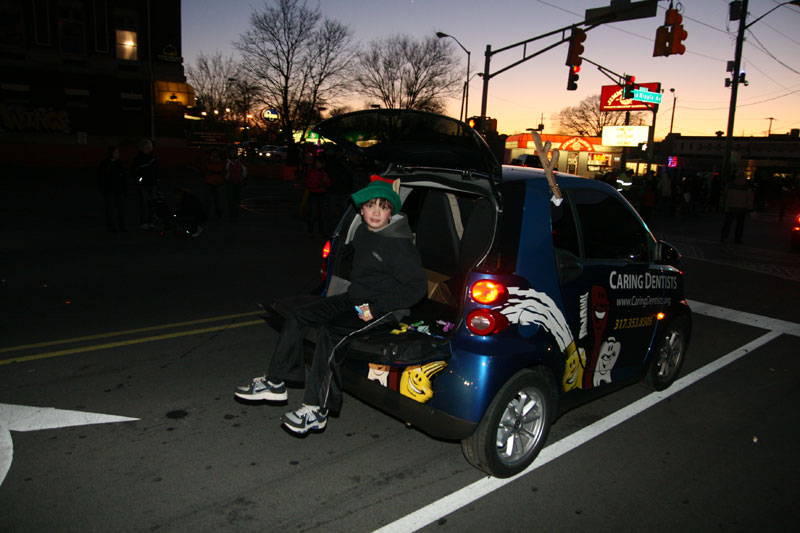 Random Rippling - Lights Up! parade 2011