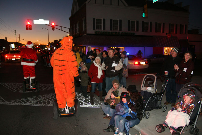 Random Rippling - Lights Up! parade 2011