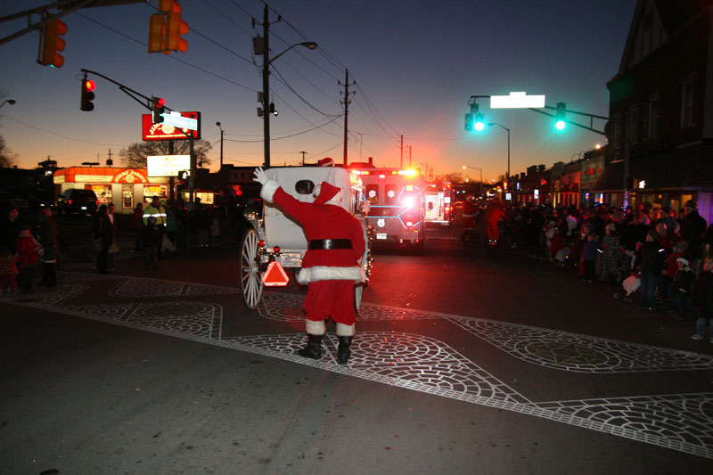 Random Rippling - Lights Up! parade 2011