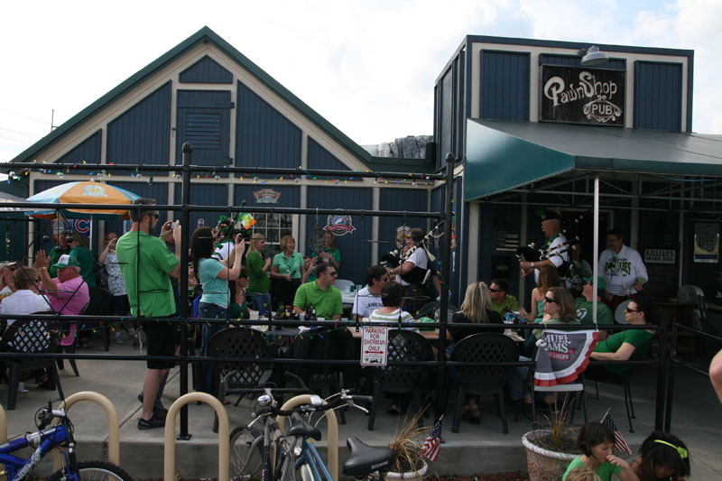 Random Rippling - Bagpiper parade at PSP