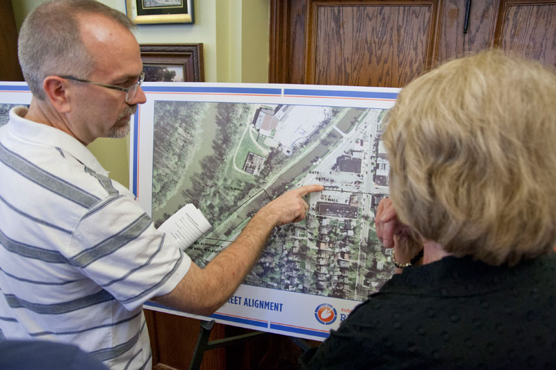 Flood Wall Open House shows options to public