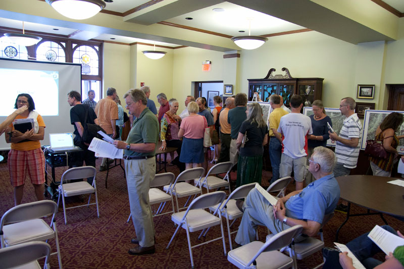 Flood Wall Open House shows options to public