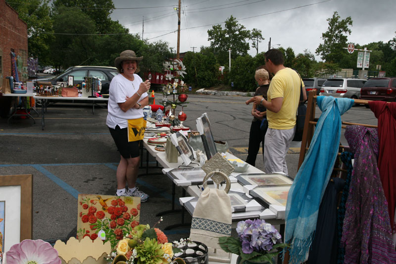 Random Rippling - Broad Ripple Sidewalk Sale