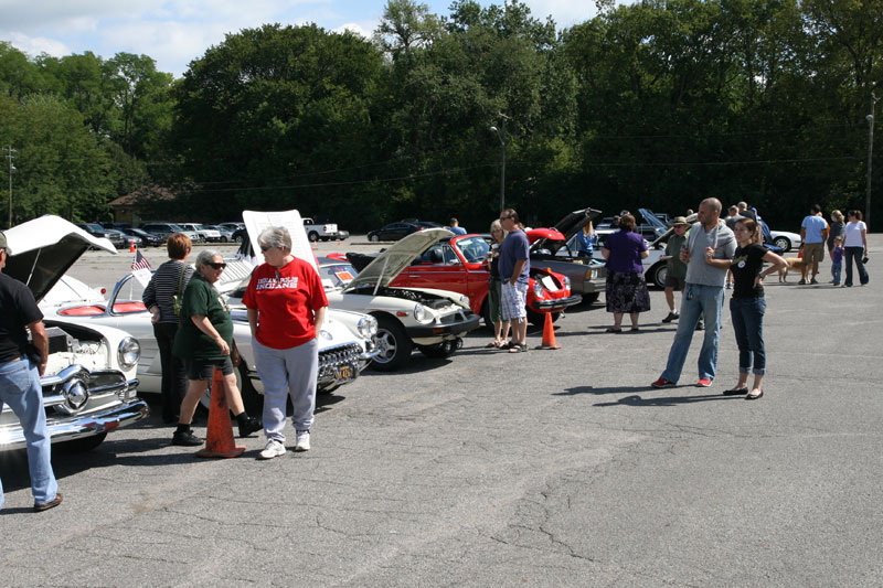 Random Rippling - Car show