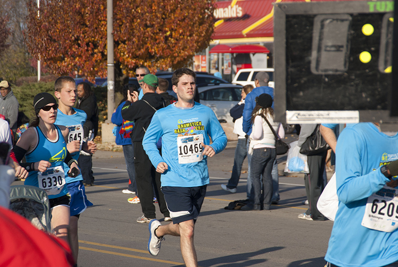 Annual Drumstick Dash fills Village for Wheeler Mission