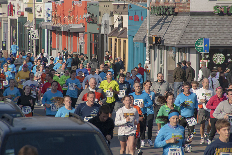 Annual Drumstick Dash fills Village for Wheeler Mission