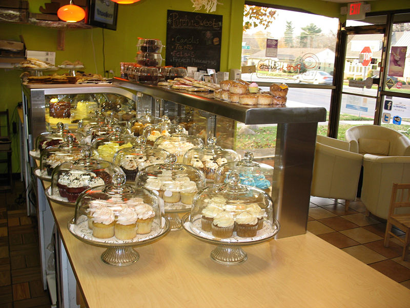 A variety of cupcakes at Parcha Sweets.