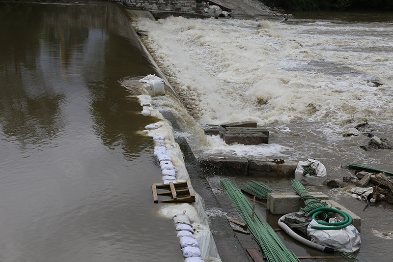 Random Rippling - White River dam reconstruction and high waters