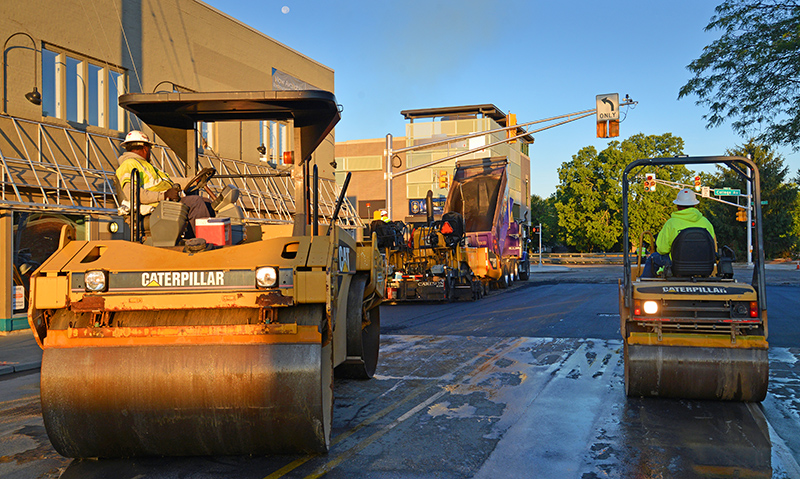 TRAFFIC WARNING - College southbound lanes changed again
