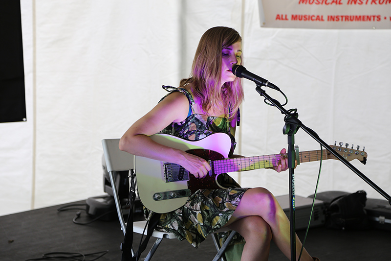 Heidi Gluck performed solo on the Otter Stage. Her show with The Pieces was rained out.