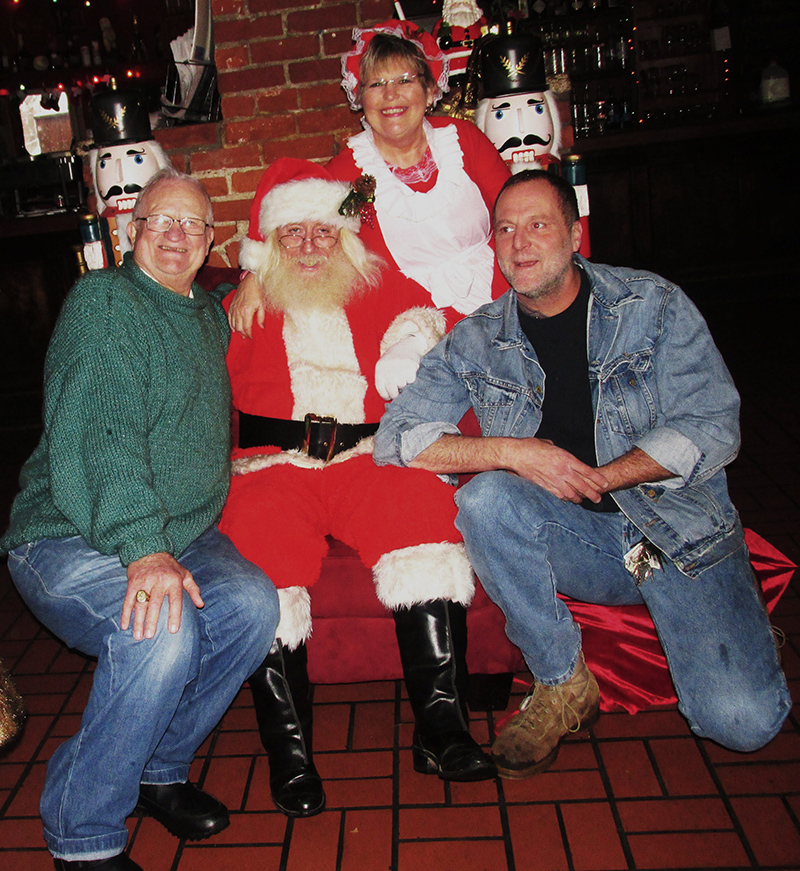Random Rippling - Breakfast with Santa