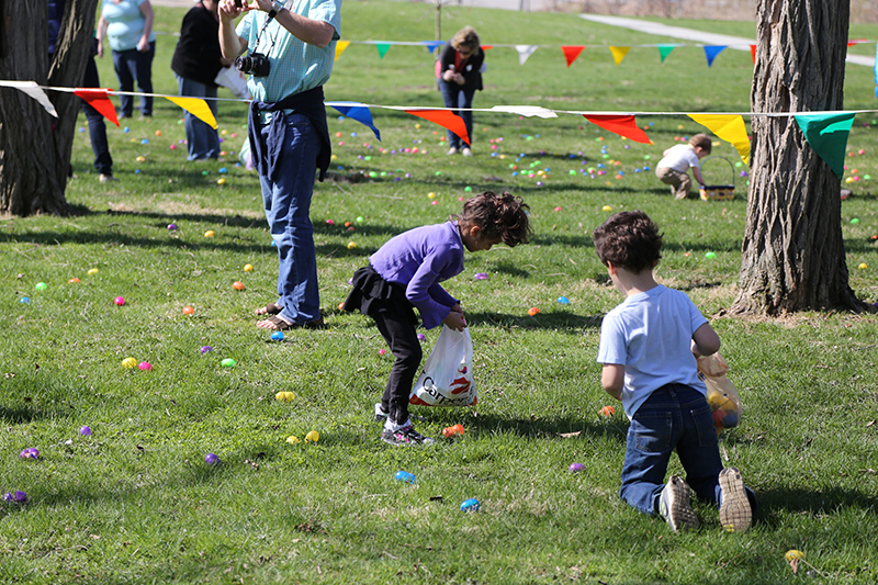 Random Rippling - Easter Egg Hunt