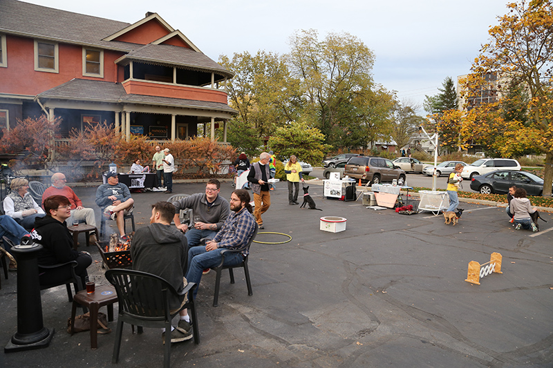 Random Rippling - Tails and Ales at Brewpub 