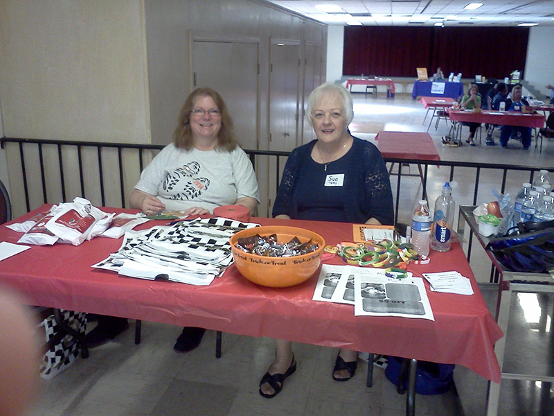 Round the Ripple by Bill Malcolm