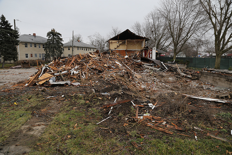 Random Rippling - Demolition on canal