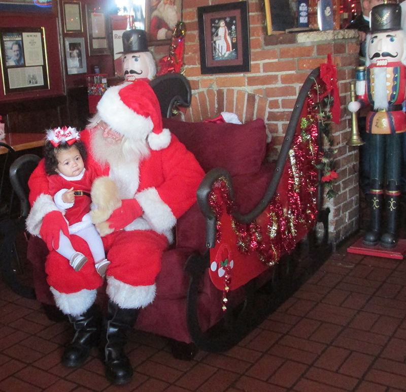 Frog's Random Rippling - Breakfast With Santa 