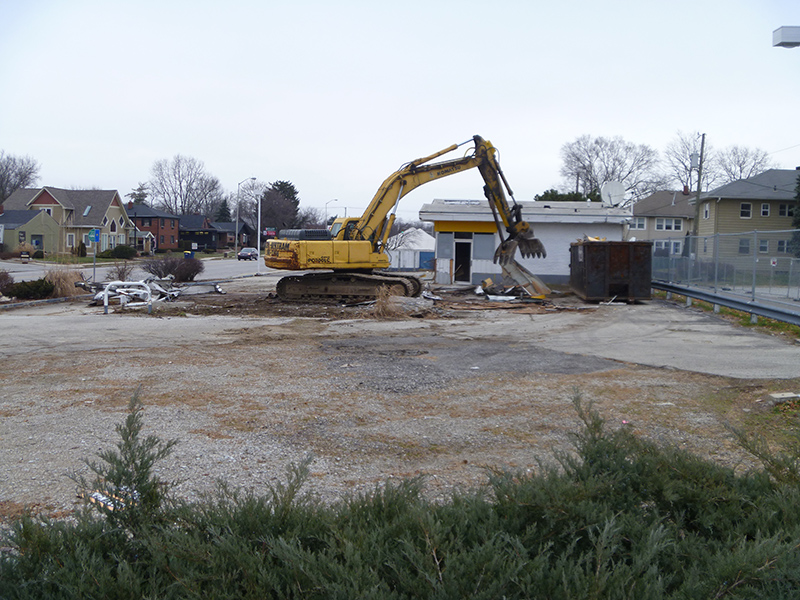 Random Rippling - Demolition on canal