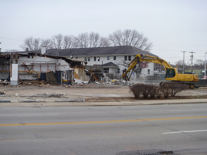 Random Rippling - Demolition on canal