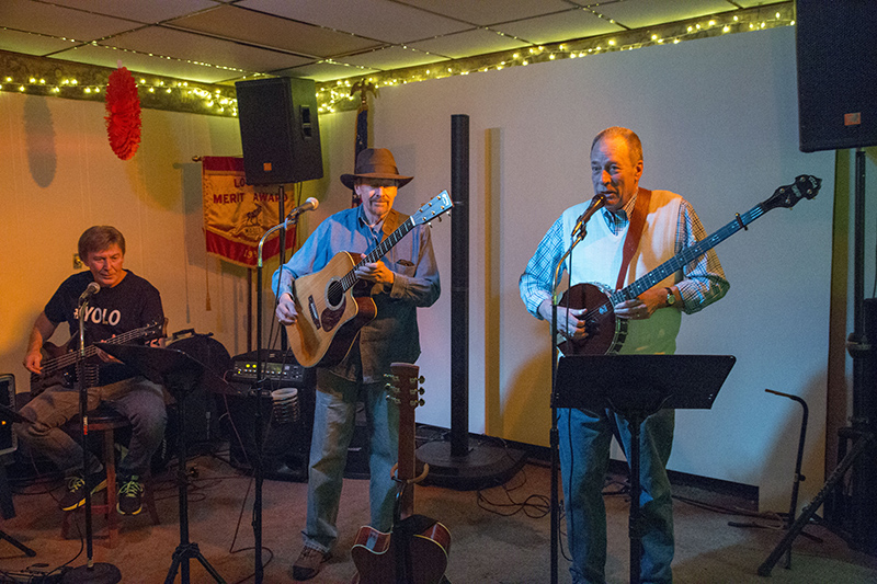 Random Rippling - Village Ramblers concert