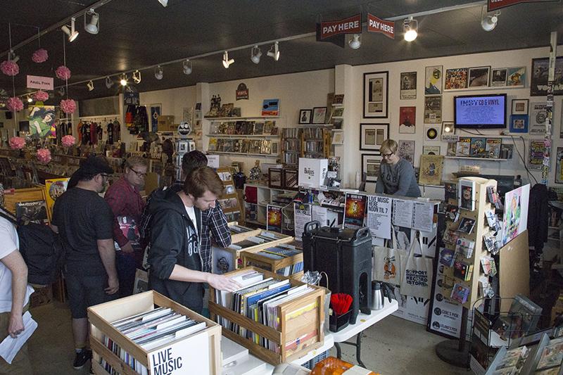 NATIONAL RECORD STORE DAY - APRIL 18, 2015